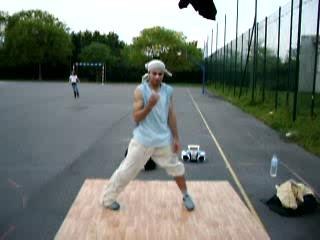 This is a last move funkyhousbreaker trainning en mai 2006