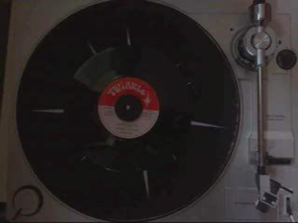 twinkle brother-Never Get Burn
