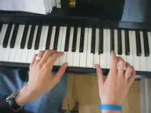 SADNESS AND SORROW (NARUTO-SASUKE-SAKURA) équipe 7