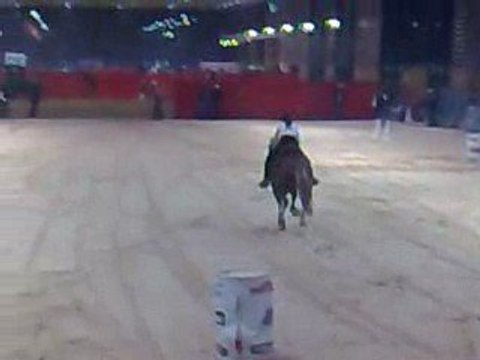 Un tour de barrel racing