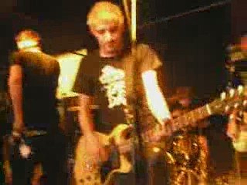 01 - GxP (& Charly Fiasco) - les poules ont des dents à LL