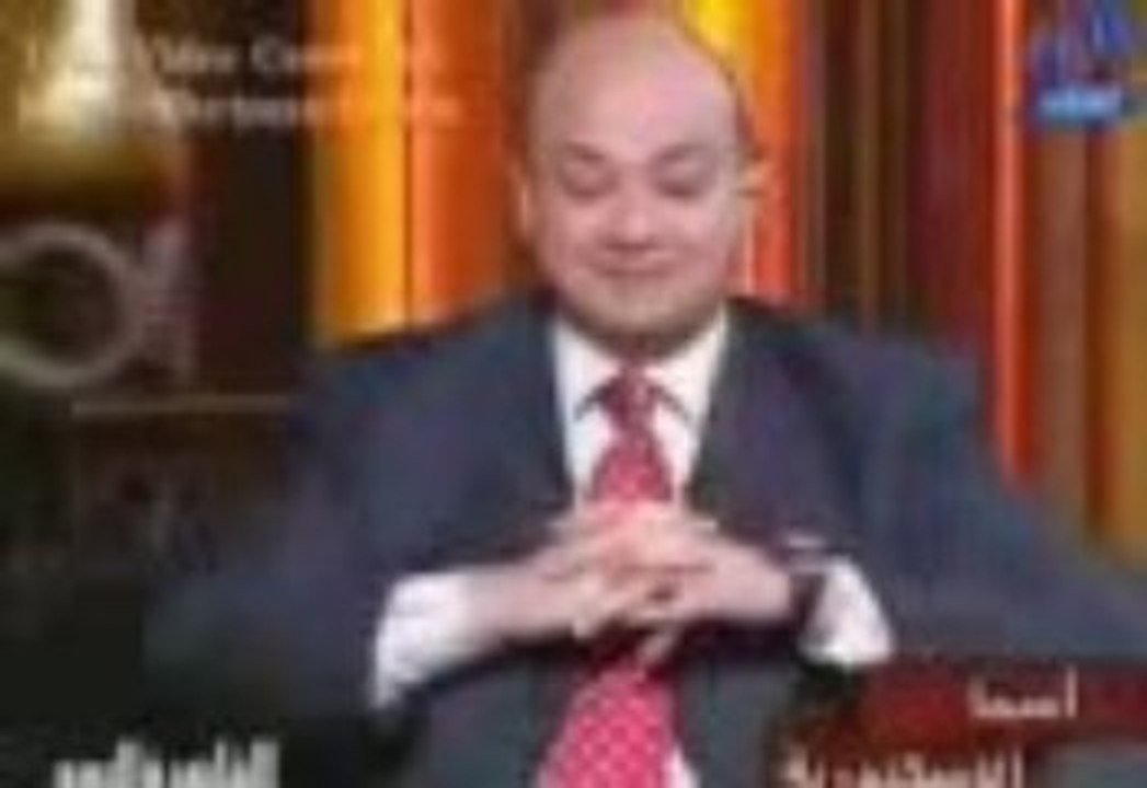 احضني و انت نايم