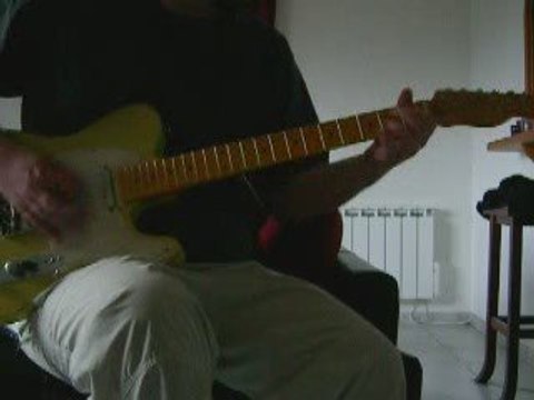 FENDER SQUIER Telecaster Relic son saturé