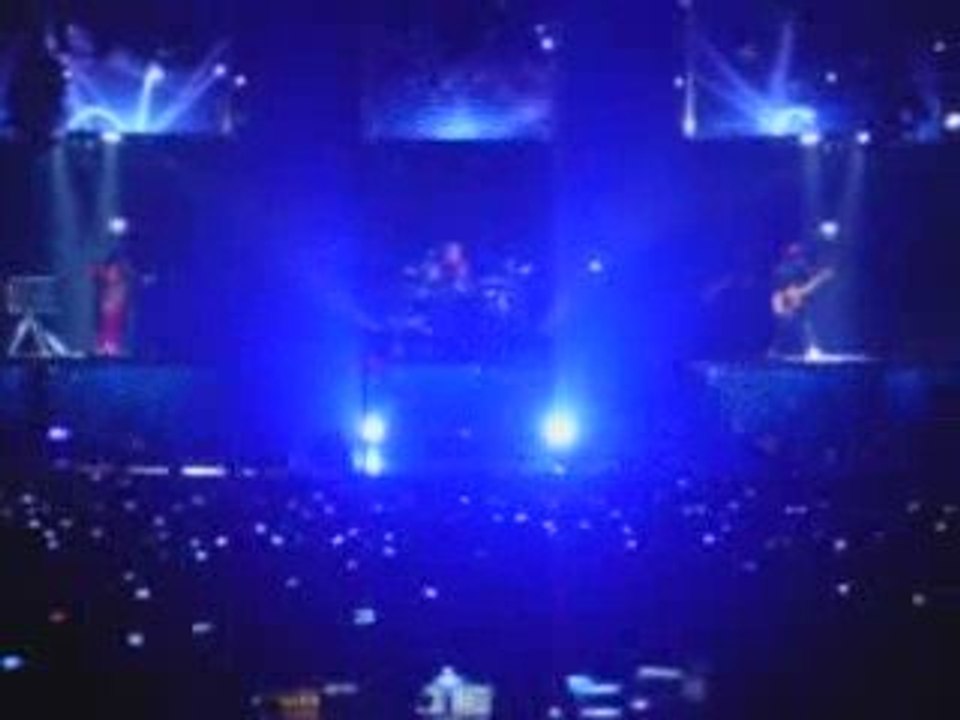 Muse at Lièvin (31/10/09) - Exogenesis Symphony Part 1