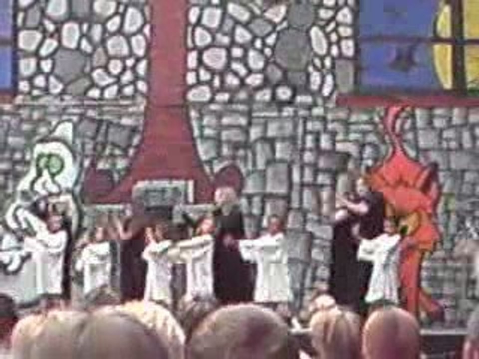 ophelie  au centre aere