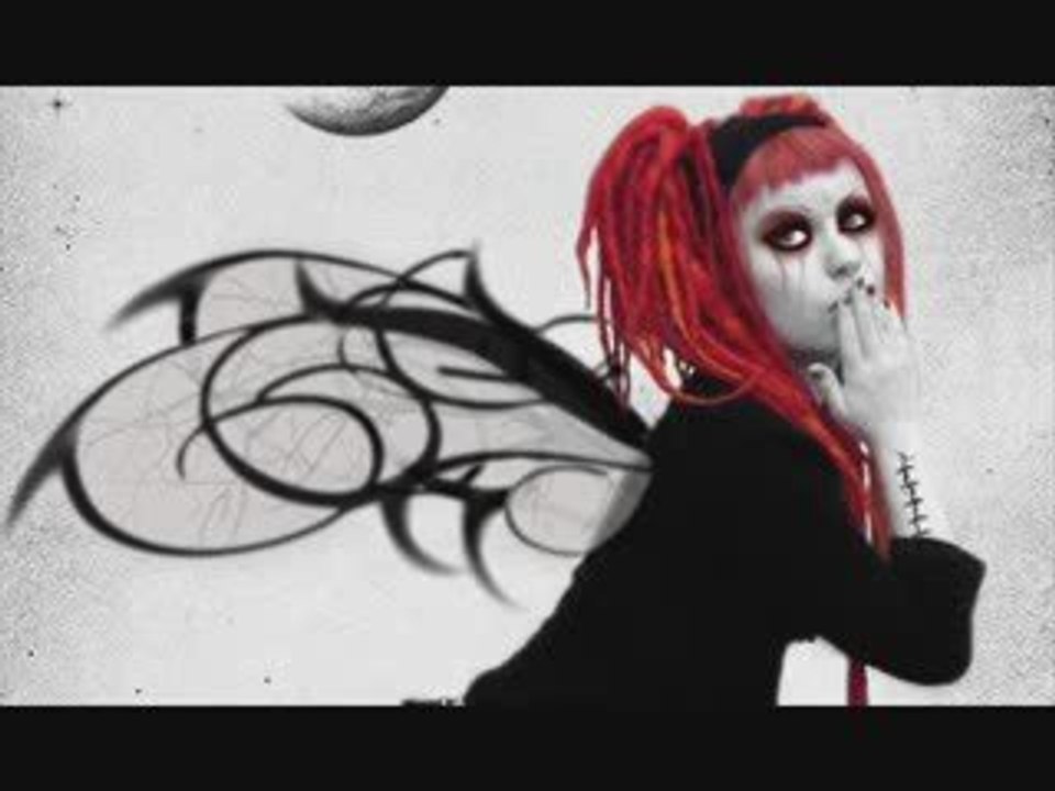 dertlerimi zincir yaptım