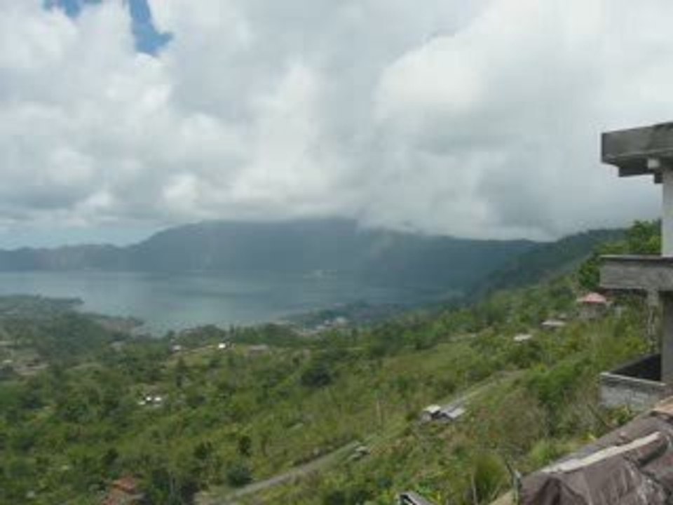 BALI LAC BATUR