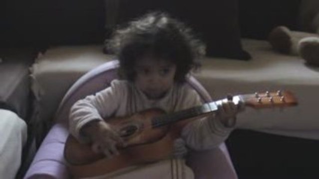 guitare & souris verte