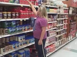 Safe Step Stool For A Grocery Store_1