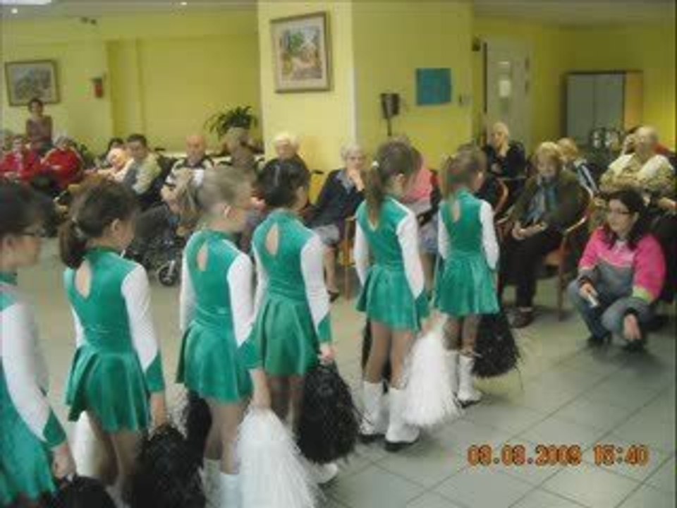 diaporama majorettes de firminy-2009