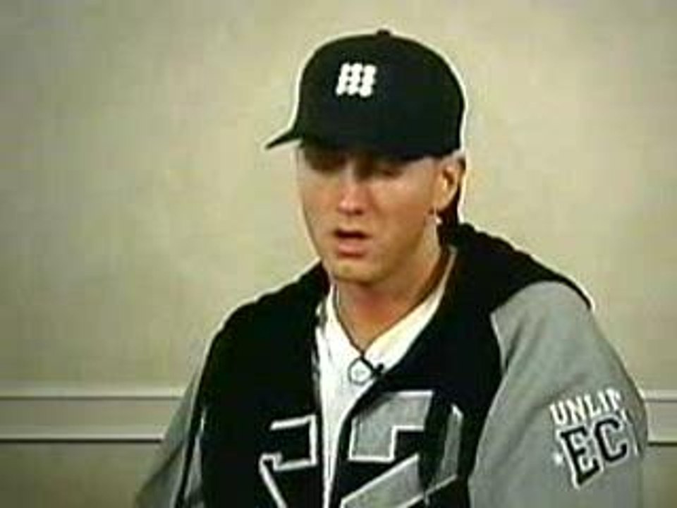 int_eminem_med_6