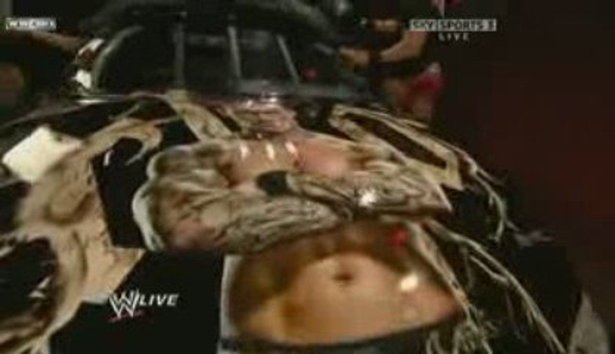 WWE RAW 261009-2