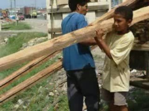 Les Enfants esclaves