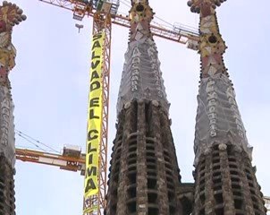 Greenpeace demana als governs que salvin el clima