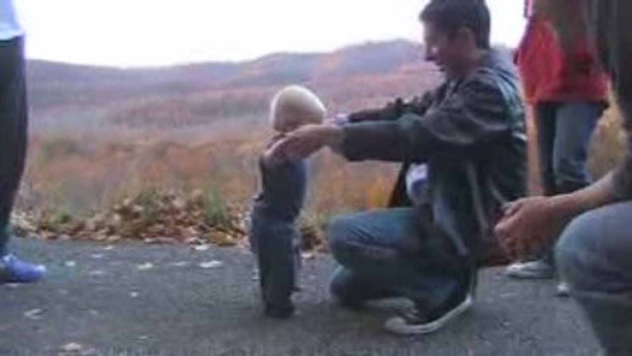 Les premiers pas de Louis - 30 octobre 2009