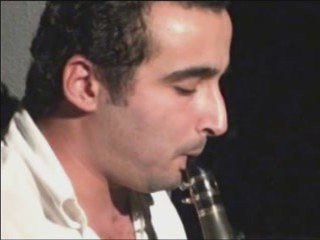 Eski Bir Şarkı - Tüm Kalbi Kırıklar İçin (Ali Erdoğan)