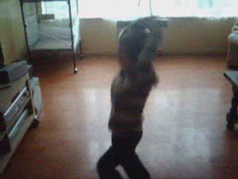 loulou danse tecktonik