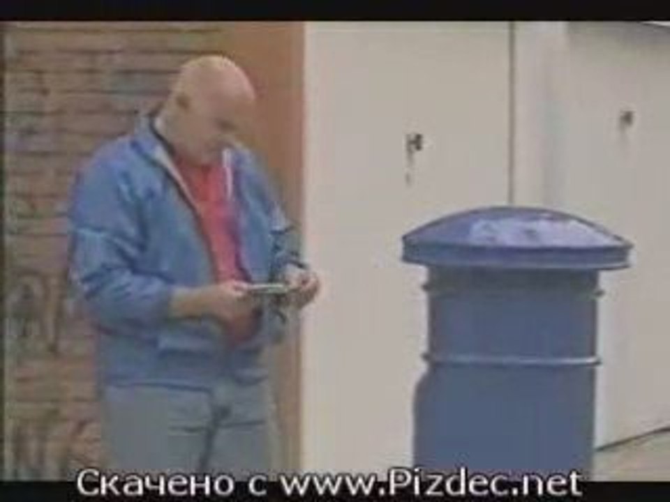 camira caché cete vidéo qui fait arret c caché ou russe