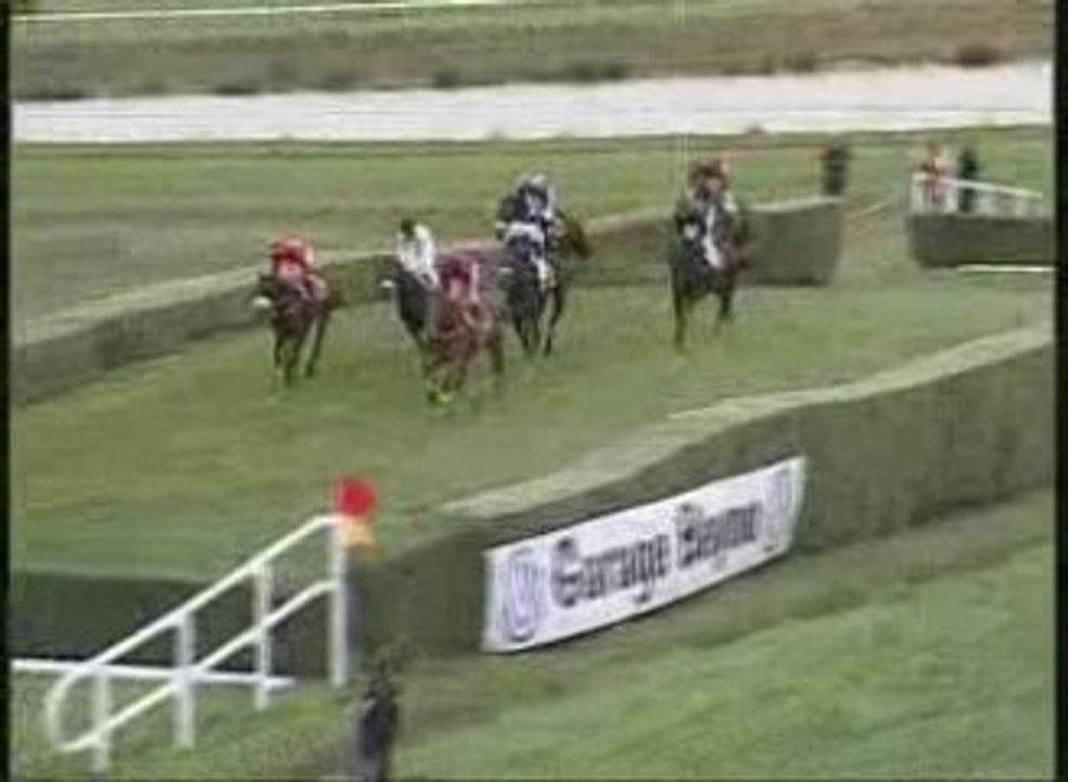 Garobulle - Landivisiau (Geoffrey Vibert) 11/10/09 Steeple