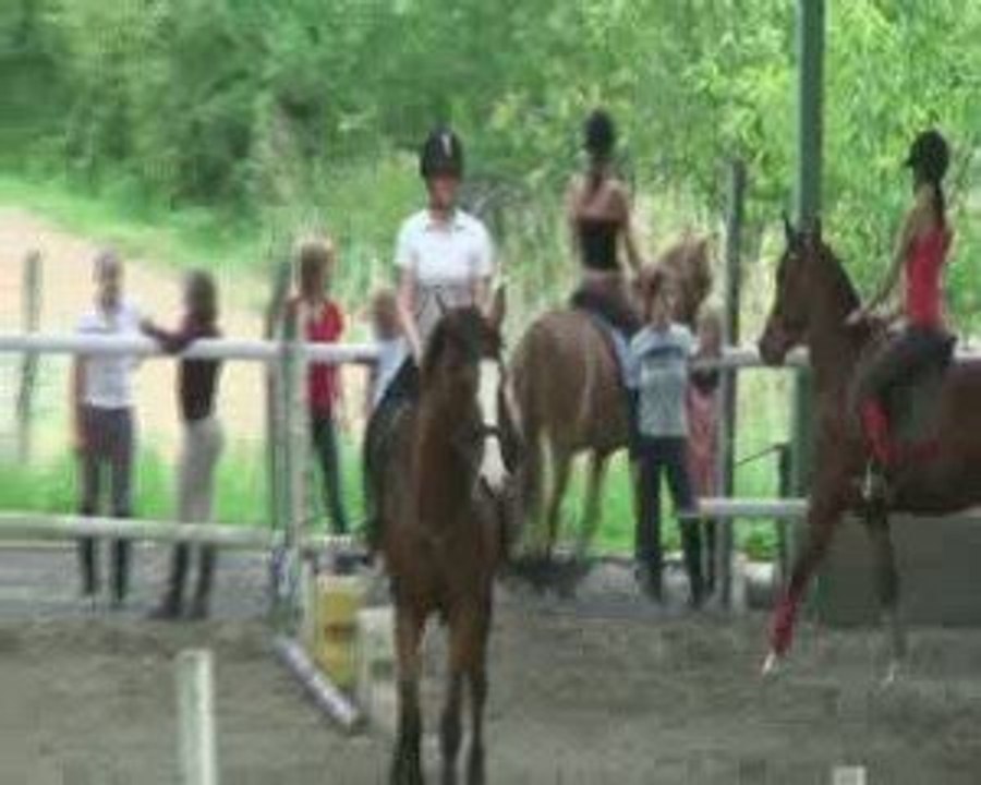 Les premiers sauts de Charley