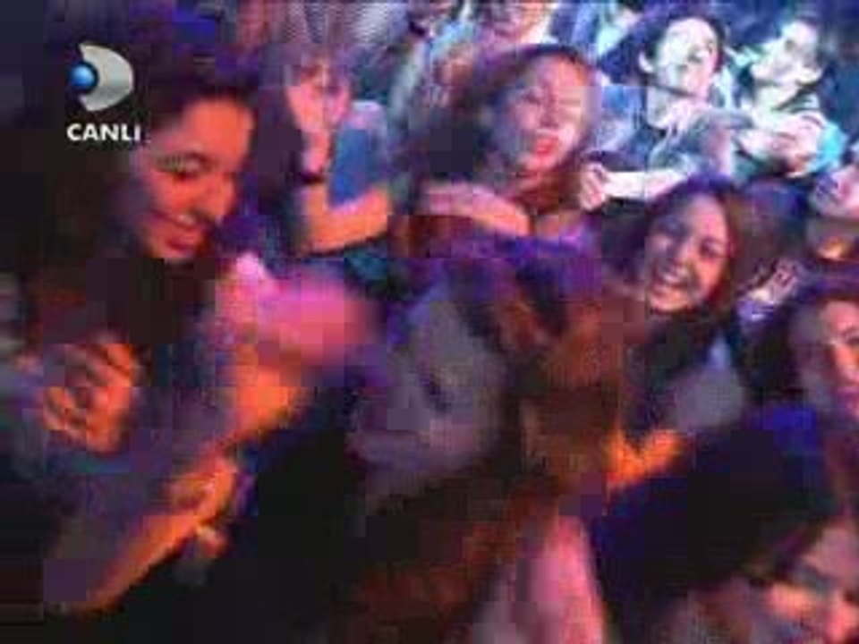 Emir - Eline Düştüm