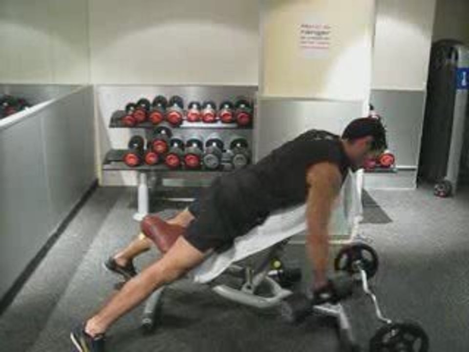 Rowing à une bras 02-11