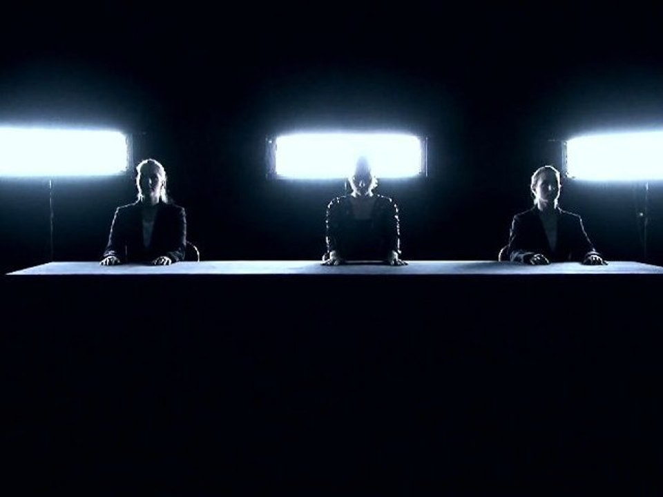 I AM UN CHIEN !! - " YOU & i " OFFICIAL MUSIC VIDEO