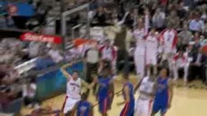 NBA Jarrett Jack finds Andrea Bargnani with the slick over-t
