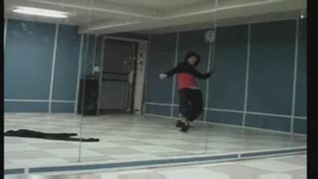 gn.E (근이) 춤 [Dance]