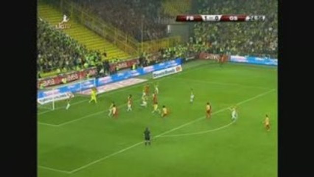 keita'ya atılan su şişesi