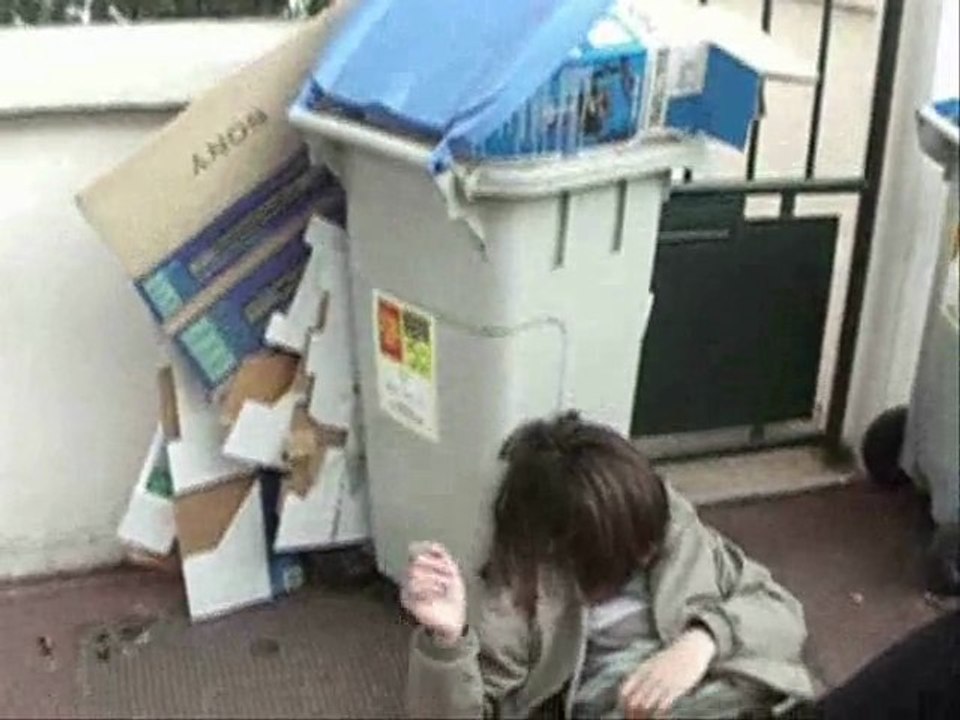 Il en faut peu pour un SDF