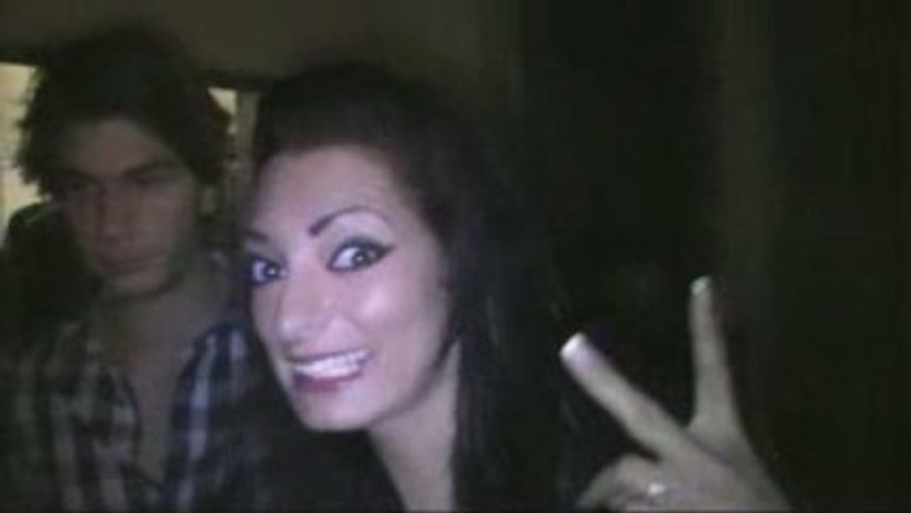 "La Maison Des Débiles"