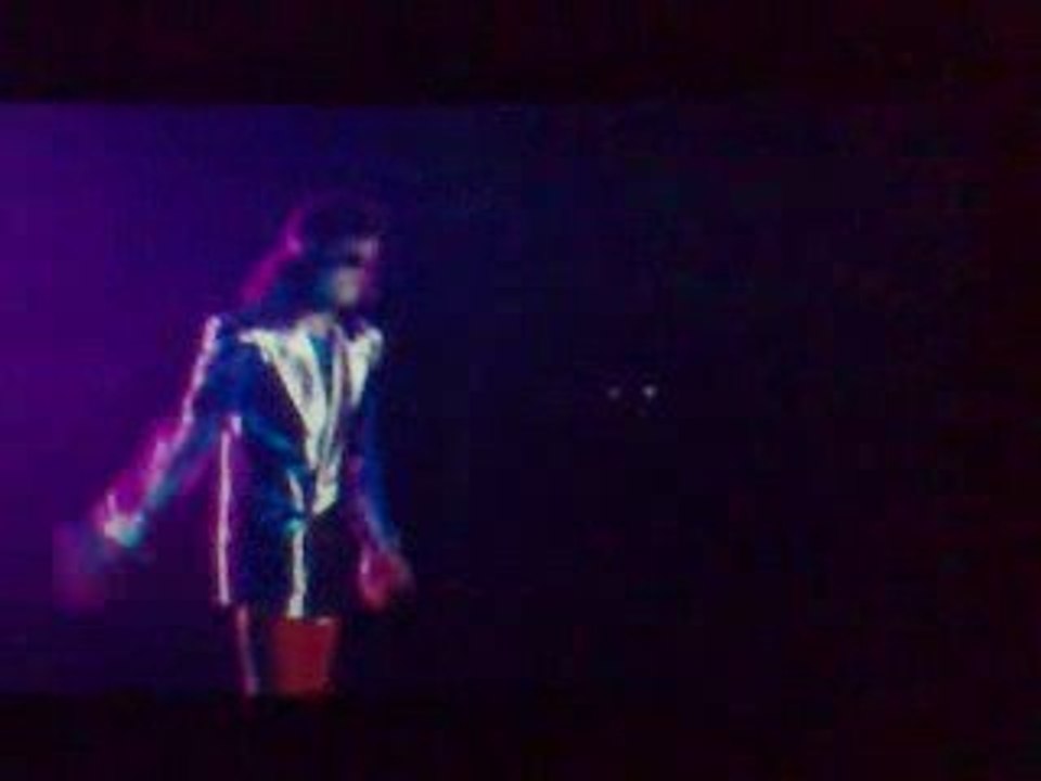 MICHAEL JACKSON THIS IS IT