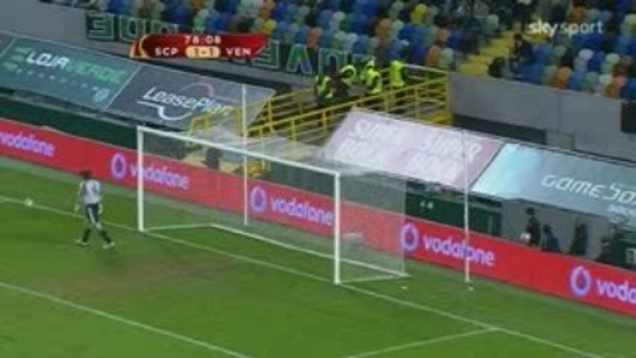 Sporting CP Lisbon v FK Ventspils