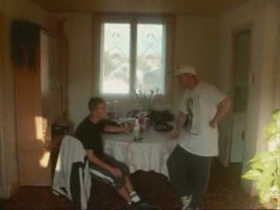 colloc en follie saison 2 épisode 9