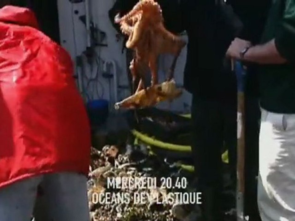 INEDIT - Océans de plastique sur PLANETE THALASSA