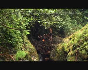 Yaşlı Teyzelerden Akar Hemşin Deresi