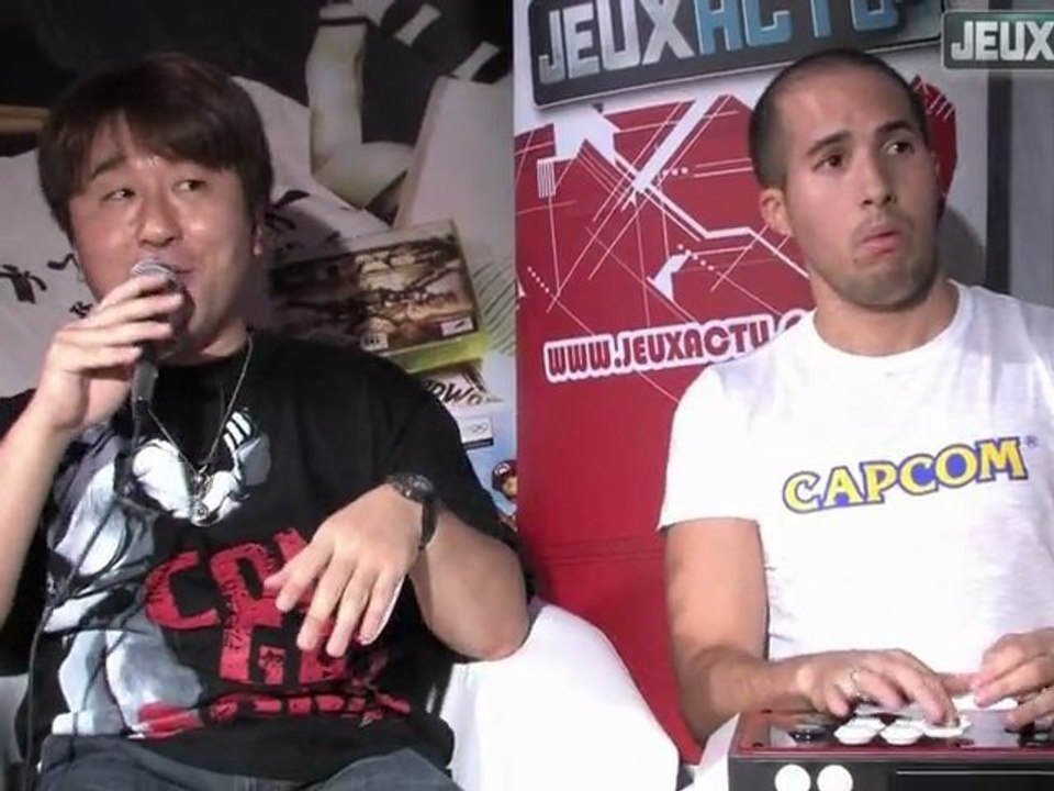 Yoshinori Ono sur le stand JeuxActu au Micromania Game Show