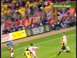 ARSENAL GALATASARAY UEFA CUP 2000 IZLEMEYEN VATAN HAYINIDIR