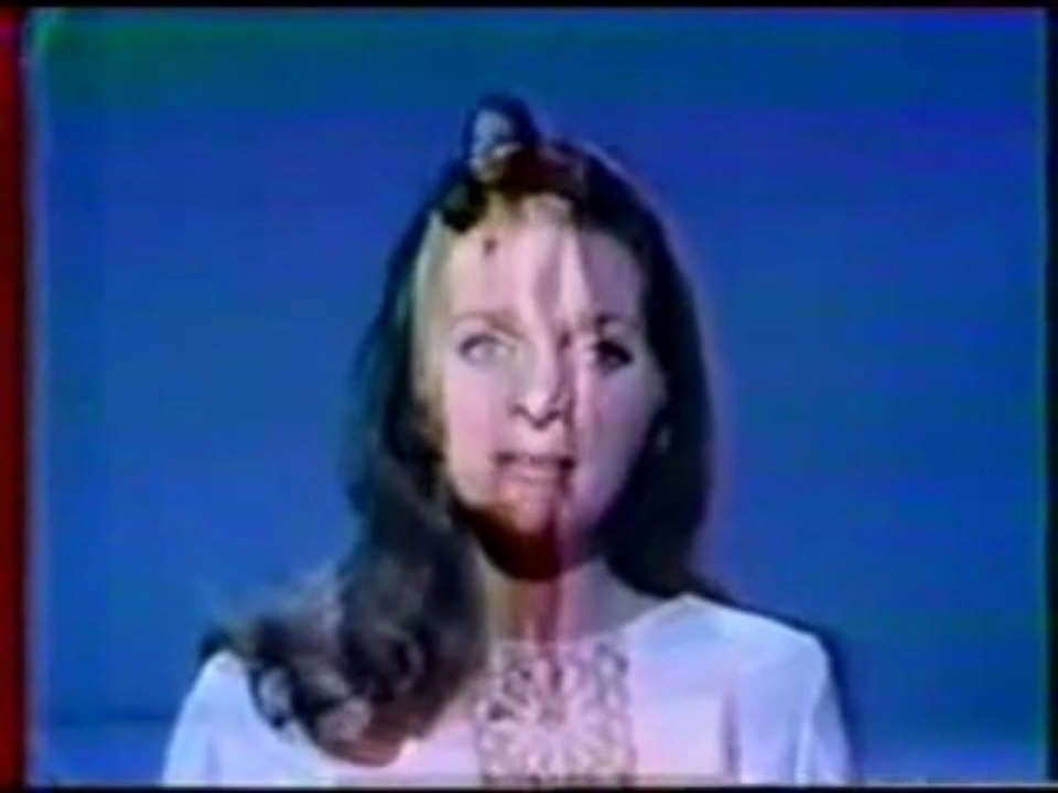 Judy Collins - I think it's going to rain today