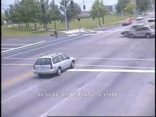 horrible car crash at an intersection