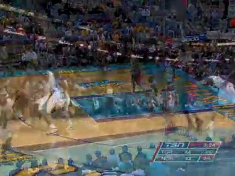 NBA Chris Bosh throws down the hammer on Julian Wright.