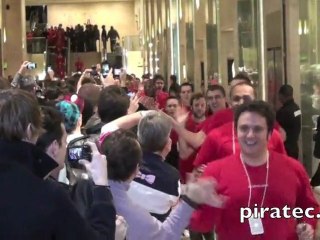 Paris Apple Store Opening