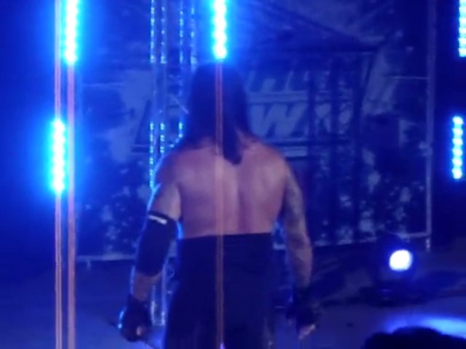 SMACKDOWN VS ECW BERCY 2009  SORTIE THE UNDERTAKER