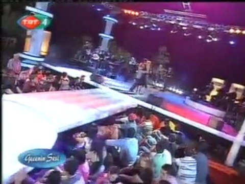 TUĞÇE PALA & ALP ASLAN GÜLÜ SUSUZ SENİ AŞKSIZ BIRAKMAM