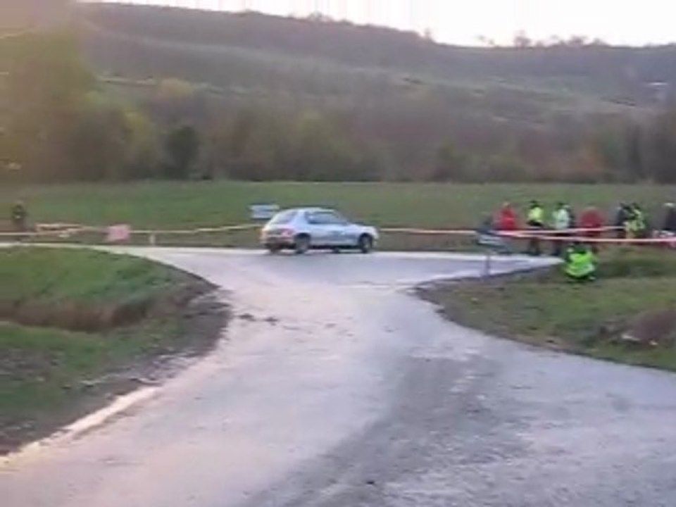 virage manqué 205 rallye de la noix 2009