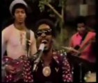 Stevie Wonder - Superstition -(live on Sesame Street)
