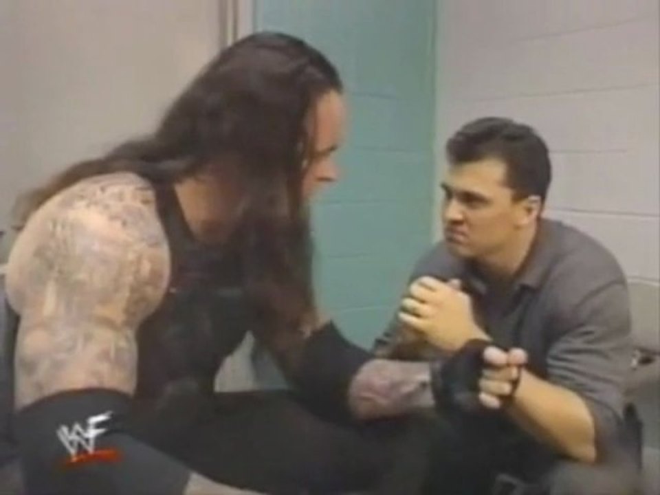WWF Raw is War (1999) - Shane McMahon & The Undertaker Backstage - 5/31/99