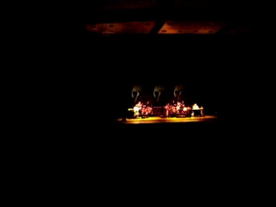 The Musical Box - Fly On A Windshield