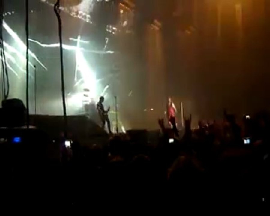 RAMMSTEIN Live @ Nantes 2009 - Intro & Rammlied